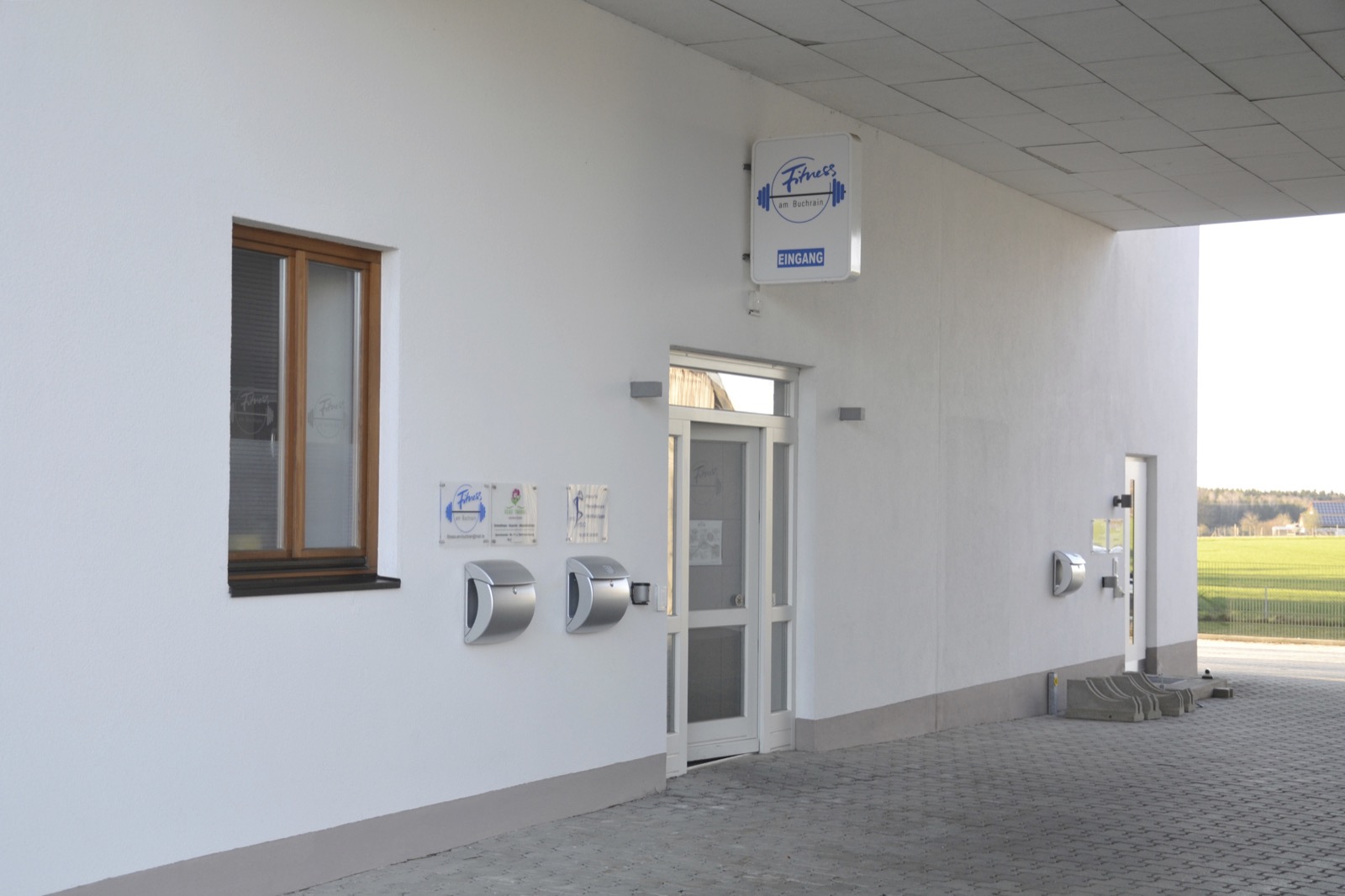 Fitness am Buchrain, Eingang